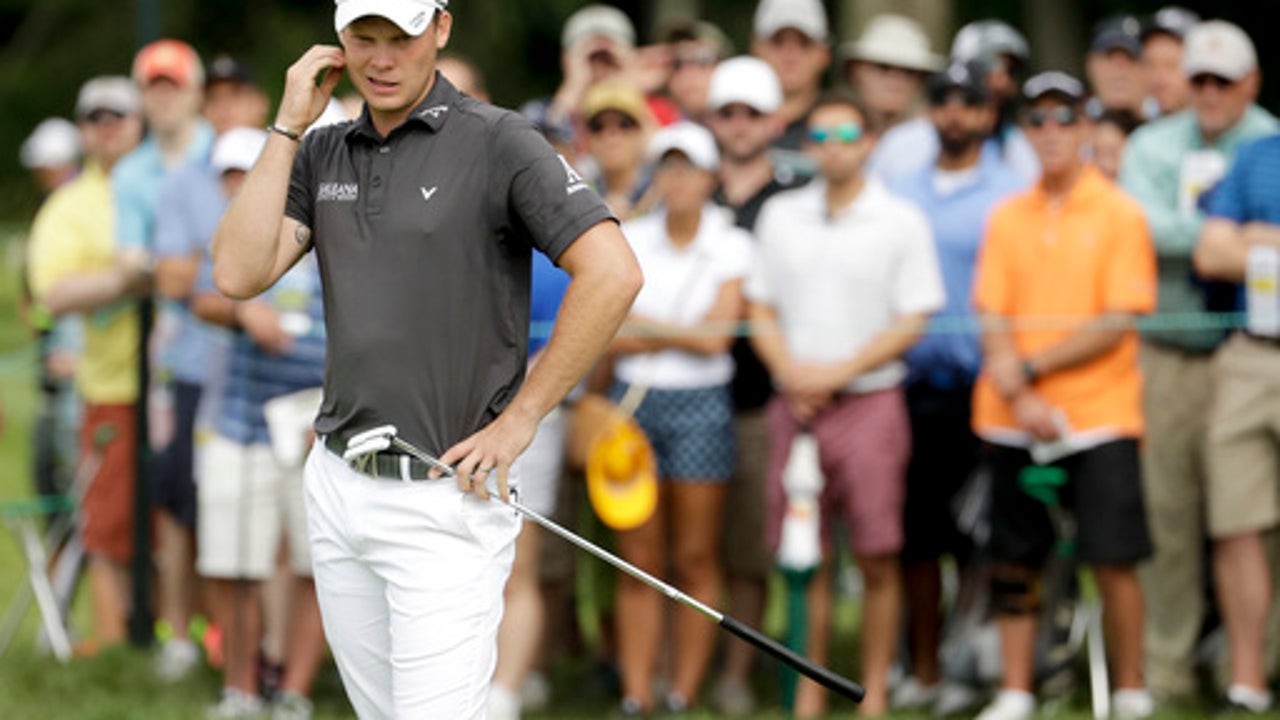 Arnold Palmer still hitting balls, staying busy